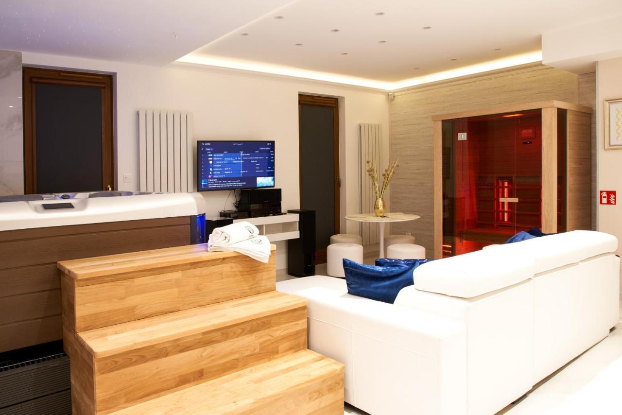 Jacuzzi Spa Prestige Krasków Exteriör bild